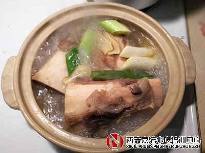 鹵肉技術(shù)培訓(xùn)鹵牛腱的詳細做法